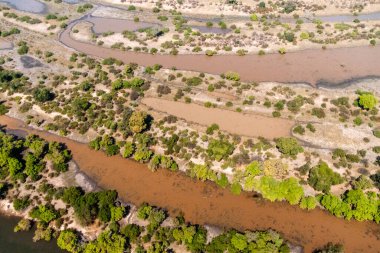 Victoria Şelalesi yakınlarındaki Zambezi nehrinin hava görüntüsü, Zimbabwe