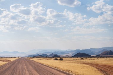 Güney Namibya çölünün manzarası..