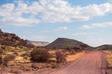 Güney Namibya çölünün manzarası..