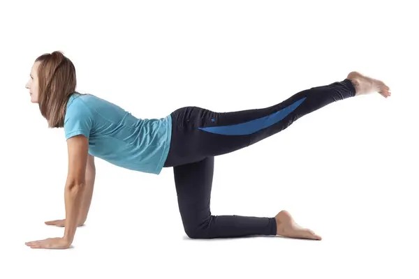 Een Jonge Vrouw Die Yoga Doet Studiofoto Stockafbeelding