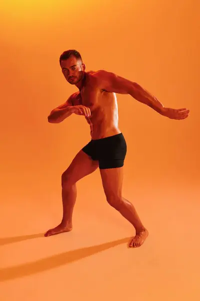 Man Bodybuilder Boxer Muscle Workout Naked Torso Abs Posing Studio — Stock Photo, Image