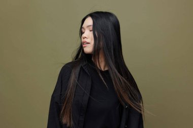 Kadın moda kadınlığı cazibe modeli kozmetik yüz portresi siyah Asyalı çekici Japon kız zarif saç güzel uzun saç güzellik salonu Koreli