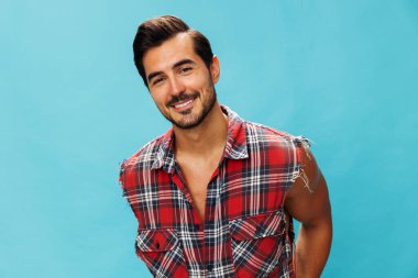 Dost canlısı adam portresi izole edilmiş sakal mavi neşeli çapraz görünüşlü gülücük çekici tatil arka plan başarı stüdyosu ayakta duran iş seyahati kollu mutlu adam