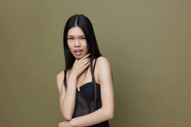 Kadın saçı, japon yeşil salonu saçı, sevimli kız yüzü, güzellik, zarif moda, uzun kadınlık, Asyalı siyah kozmetik saç.