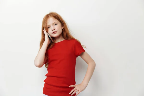 Porträtt Studio Barn Kvinnlig Modell Kaukasiska Ansikte Liten Person Bakgrund — Stockfoto