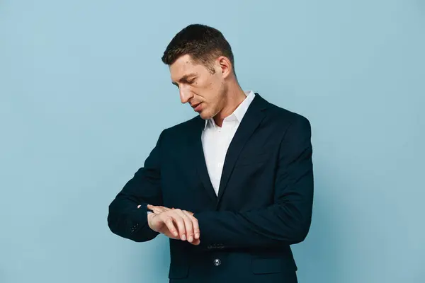 Studio man fashionable isolated person background business portrait adult caucasian looking handsome guy confident white background young shirt suit man face businessman attractive
