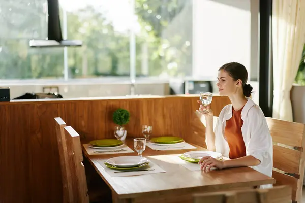 Comida Mesa Femenina Mujer Adulto Belleza Comida Estilo Vida Restaurante — Foto de Stock