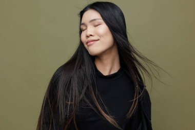 Kadın saçı, çekici yüzü, Asyalı makyajı, uzun saçları, Japon cazibesi, Kore kozmetik saçı, zarif, moda kızı, kadınlık portresi, güzel, güzel.