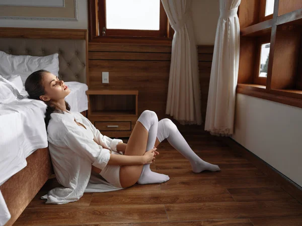 Jeune Femme Sexy Assise Près Lit Matin Confortable Maison Jour — Photo