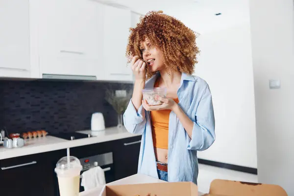 Woman Curly Hair Enjoying Delicious Donut Front Tempting Box Doughnuts — Stock Photo, Image