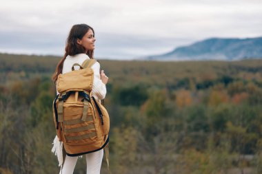 Majestic Dağı 'nı keşfeden: Gülümseyen Kadın Macerası