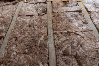 Yeni bir zemin oluşturuyorum. Termal yalıtım malzemesi yerleştirildi.
