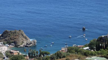 Taormina Sicilya kıyılarının panoramik manzarası