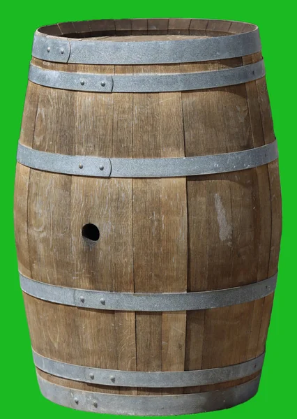 緑の背景を持つワインのための木製バレル — ストック写真