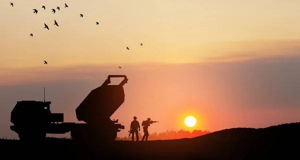 Artillerie Raket Systeem Zijn Gericht Lucht Soldaten Bij Zonsondergang Meerdere — Stockfoto