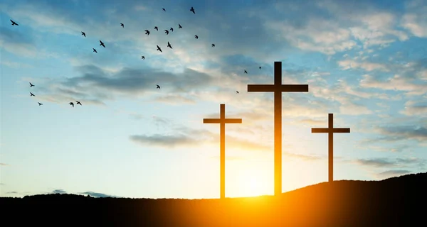 Křesťanský Kříž Kopci Úsvitu Vzkříšení Ježíše Koncepční Fotografie — Stock fotografie