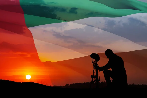 Silhouette Soldier Kneeling His Head Bowed Sunrise Sunset Uae Flag — Photo
