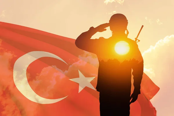 Двойная Экспозиция Силуэта Солдата Заката Восхода Солнца Фоне Флага Турции — стоковое фото