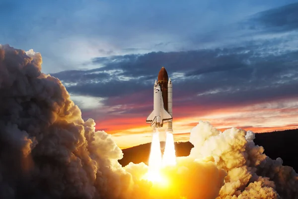 Navicella Spaziale Decolla Space Shuttle Con Fumo Esplosione Decolla Nello — Foto Stock