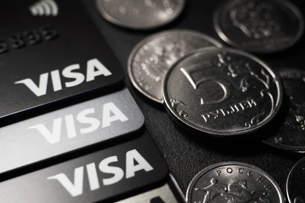Rosyjskie Ruble Mastercard Visa Plastikowa Karta Elektroniczna Sankcje Finansowe Wobec — Zdjęcie stockowe