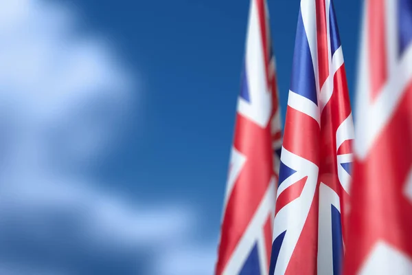 Banderas Nacionales Del Reino Unido Asta Bandera Fondo Del Cielo —  Fotos de Stock