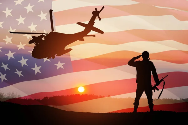 日没を背景にヘリコプターと兵士のシルエット 退役軍人の日 記念の日 空軍の日の挨拶カード アメリカのお祝い — ストック写真