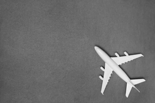 Modelo Avião Plano Branco Fundo Cinzento Conceito Férias Viagem Fundo — Fotografia de Stock
