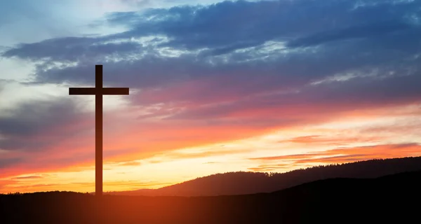 Christliches Kreuz Auf Einem Hügel Freien Bei Sonnenaufgang Auferstehung Jesu — Stockfoto