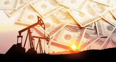 Petrol fiyatları konsepti. Petrol, petrol ve ham petrol konsepti. Amerikan dolarlarının arka planında petrol pompası. Dolar ve benzin pompaları.