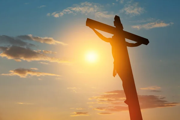 Silhuett Den Korsfäste Jesus Kristus Korset Bakgrunden Solnedgången Himlen — Stockfoto