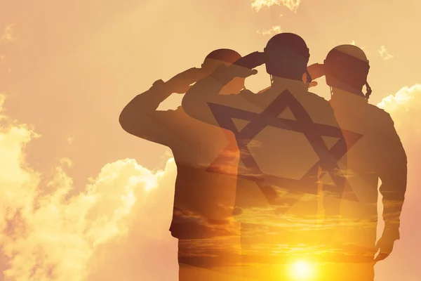 Dubbel Exponering Silhuetter Solider Och Solnedgången Eller Soluppgången Mot Israels — Stockfoto