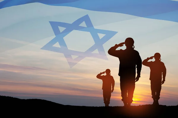 Silhouet Van Soldaten Saluerend Tegen Zonsopgang Woestijn Israël Vlag Concept — Stockfoto