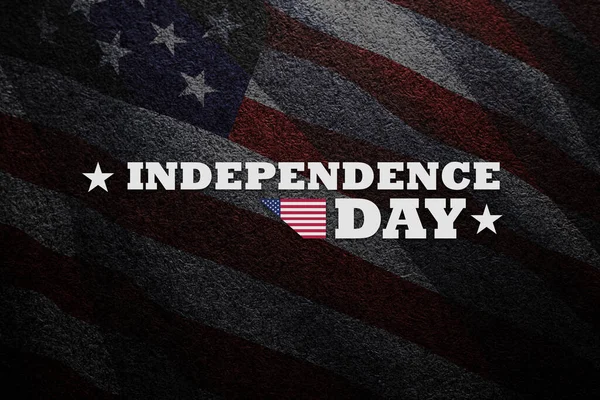 Aufschrift Independence Day Auf Schwarzem Strukturiertem Hintergrund Mit Transparenter Amerikanischer — Stockfoto