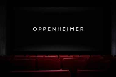 Sinemadaki Oppenheimer filmi. Sinemada film izliyordum. Astana, Kazakistan - 2 Temmuz 2023.