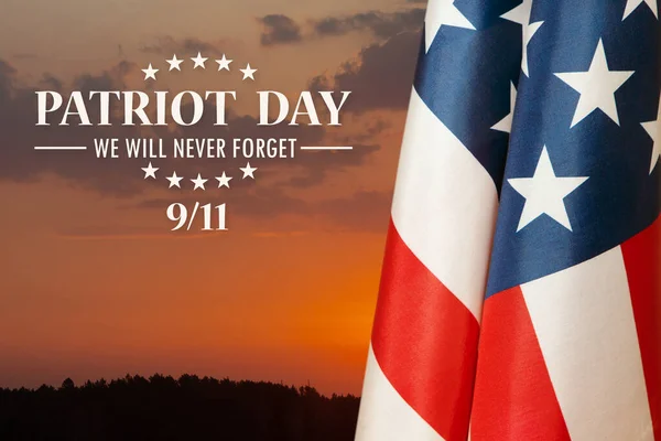 Flaga Usa Tle Zachodu Słońca Narodowy Dzień Modlitwy Pamięci Ofiarach — Zdjęcie stockowe