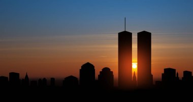 Günbatımında New York silueti ve İkiz Kuleler. 09.11.2001 Amerikan Vatanseverlik Günü afişi.