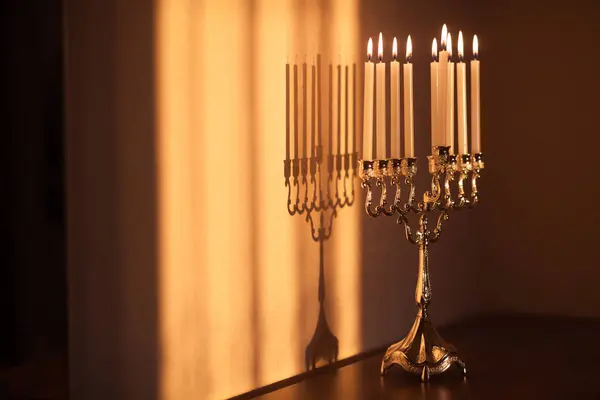 Hanukkah Menorah Hanukkiah Het Licht Van Zon Bij Zonsondergang Voor — Stockfoto