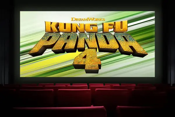 Kung Panda Film Kino Einen Film Kino Ansehen Astana Kasachstan lizenzfreie Stockbilder