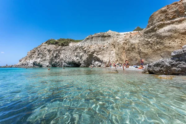 Amazing Tsigrado Beach Crystal Clear Water Milos Island Cyclades Greece — Stock Photo, Image
