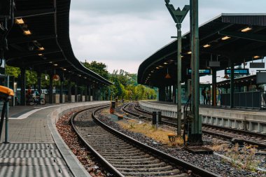 Şehirdeki tren istasyonu.