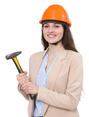 Beyaz arka planda çekici olan turuncu miğferli bir kız mühendis..