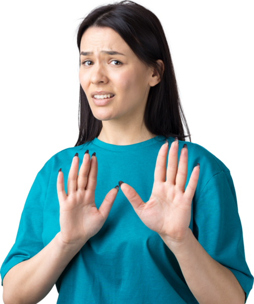 Rahatsız edici güzel esmer portresi, el hareketlerini durdurmak için kaldırıyor. Bu kadar yeter, teşekkürler..