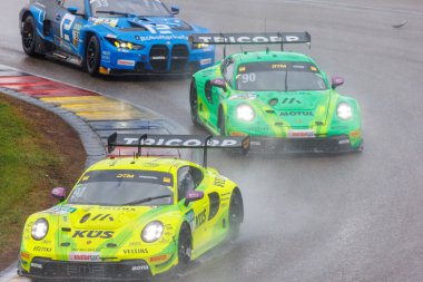 Sachsenring, Almanya. 23 Ağustos 2025.Scenic View hızlı Mercedes BMW Audi Lamborghini Ferrari Porsche Ford DTM Sachsenring yarış pisti. Avrupa Otomobil Sporları Yarışması.