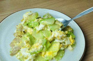 Kaşık kepçesi Egg, C-Rich vitamini ile açılı Luffa