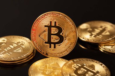 Kripto para birimi altın bitcoin madeni para kavramı, blok zinciri para birimi