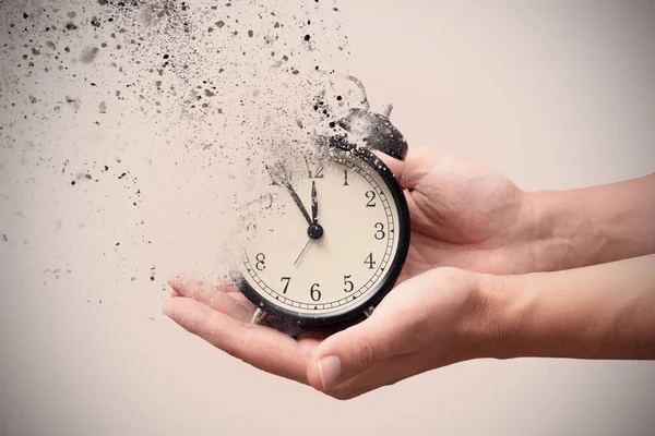Concept Passing Away Clock Breaks Pieces Old Alarm Clock Hands — Stock Photo, Image