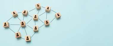 Topluluk, takım çalışması ve ahşap bloklarla takım lideri konsepti