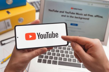 Wroclaw, Polonya - 14 Aralık 2023: Youtube popüler bir video yayın servisidir