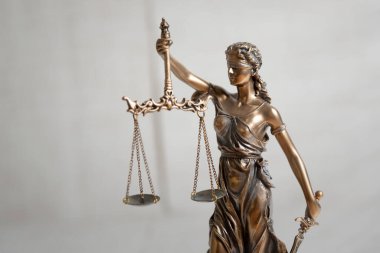 Adalet Anıtı, Bayan Adalet veya Iustitia. Hukuk ve hukuk kavramı