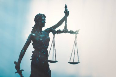 Adalet Anıtı, Bayan Adalet veya Iustitia. Hukuk ve hukuk kavramı